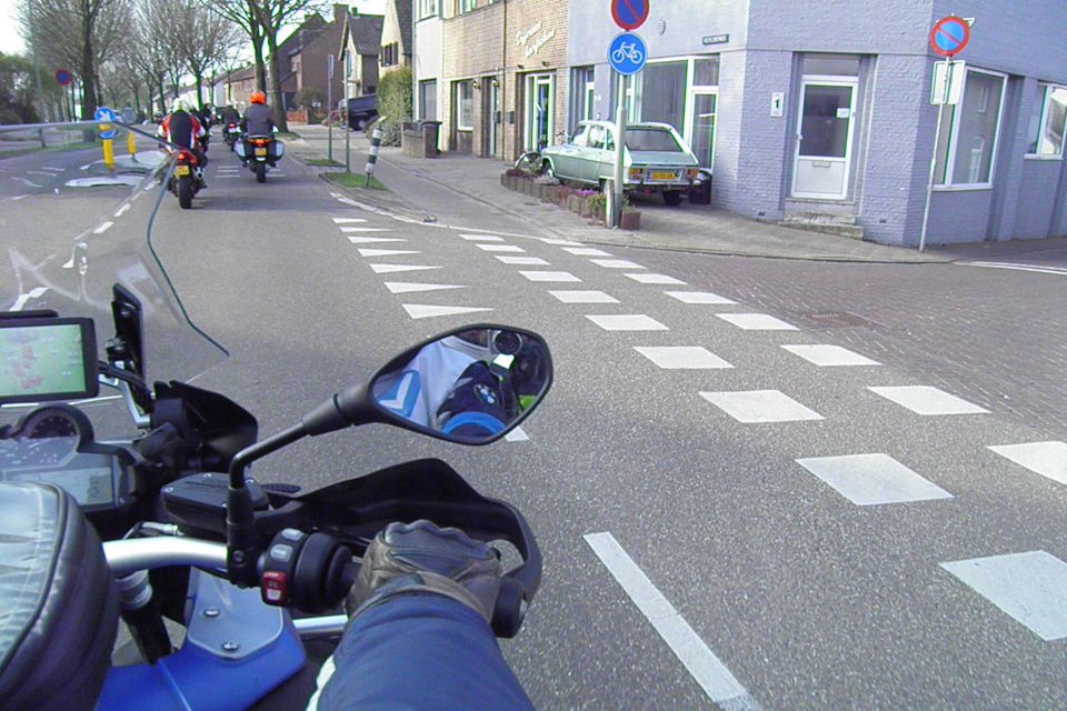 Motorrijbewijspoint Eindhoven theorie cursus online